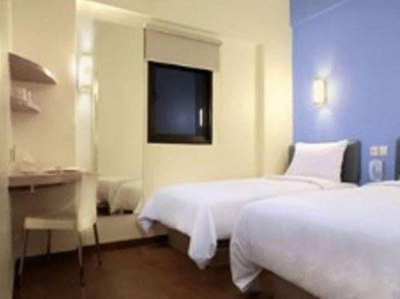 Amaris Hotel Banjar Banjarmasin  Luaran gambar